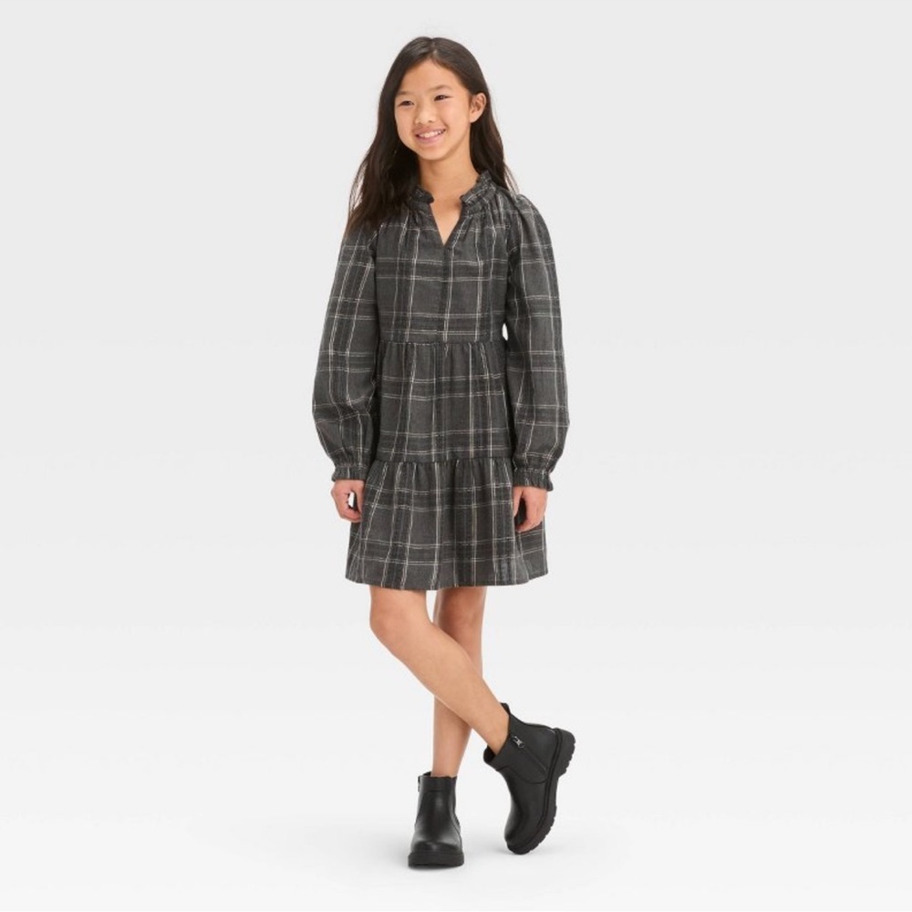 Long-sleeve plaid A-line dress